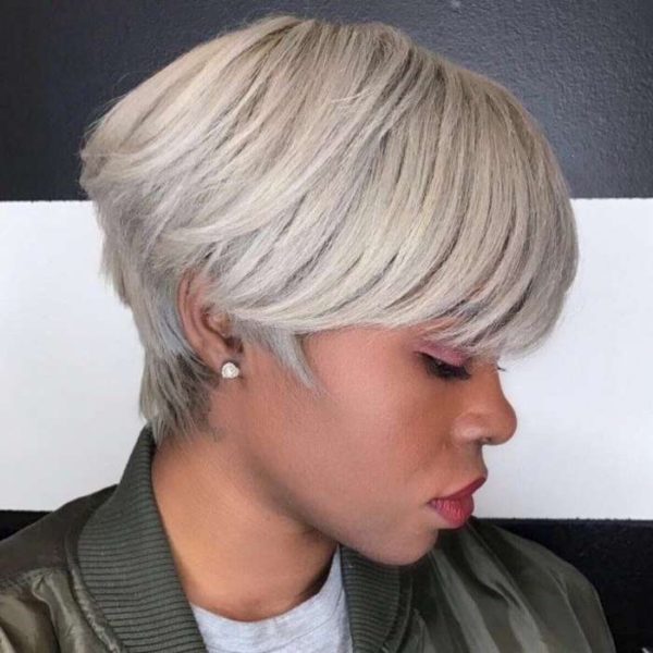 Pixie Cut African American Platin Blonde