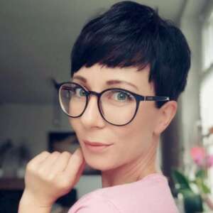 lavender pink and short haircut black 41