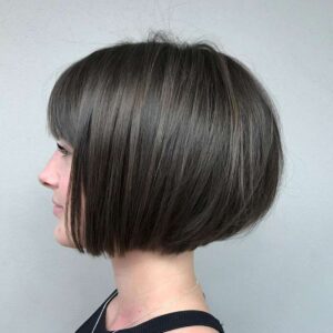 dynamic layered bob with bangs