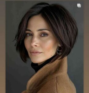 luminous bob haircut with short layers