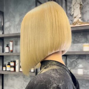 luxurious layered bob