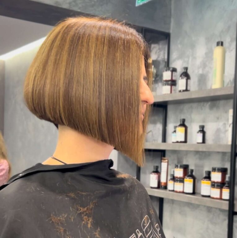 minimalist bob haircuts for women